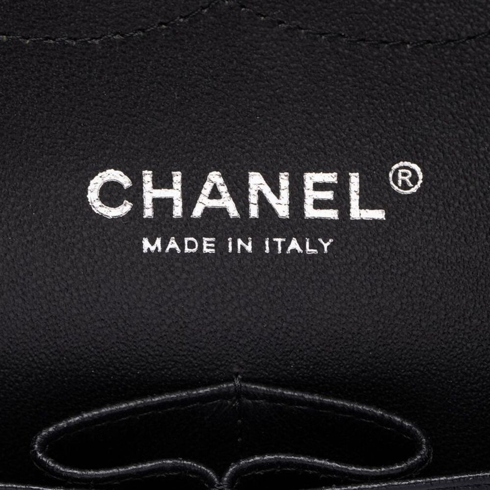 Chanel Patent Leather Classic Jumbo Double Flap Bag - Picture 8 of 10